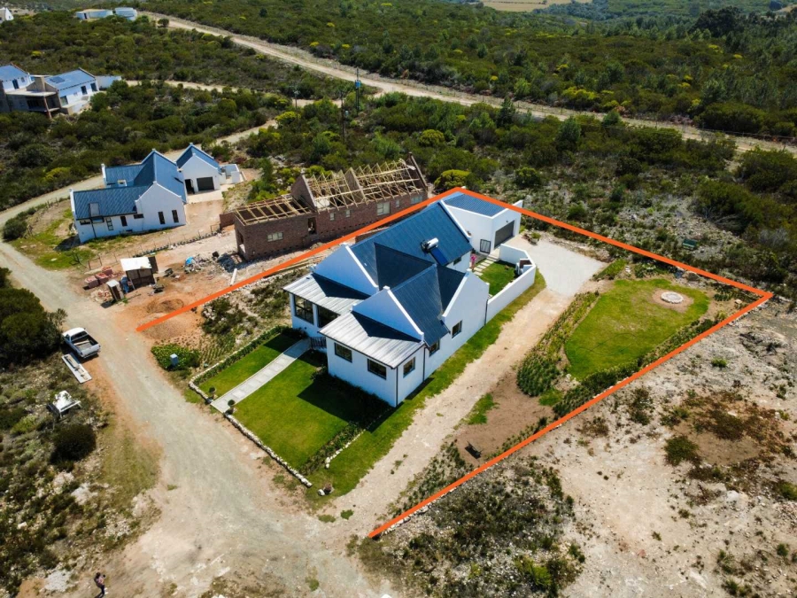2 Bedroom Property for Sale in Stilbaai Oos Western Cape